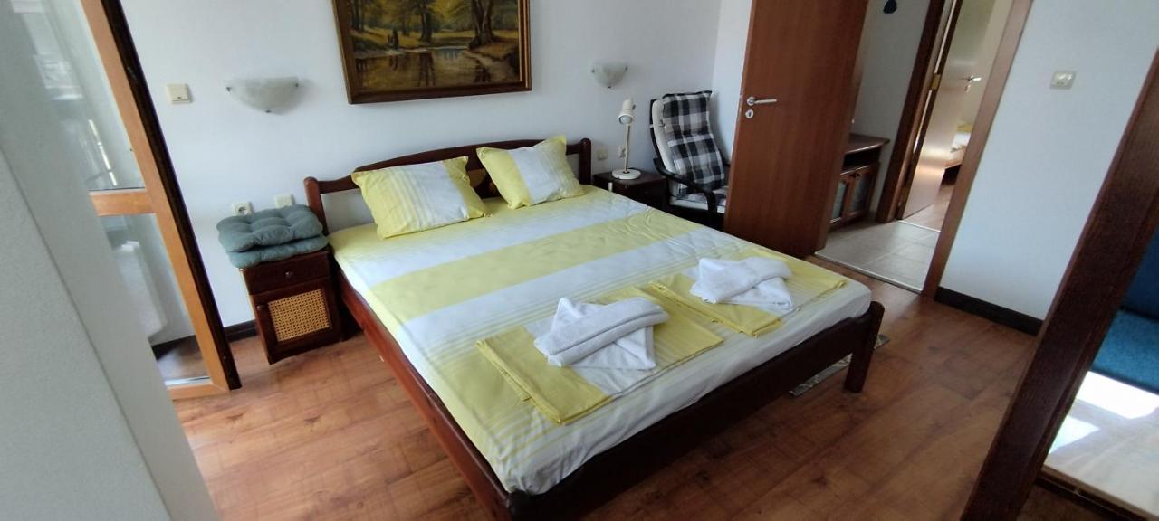 Pearl Apartments โซโซโปล ภายนอก รูปภาพ